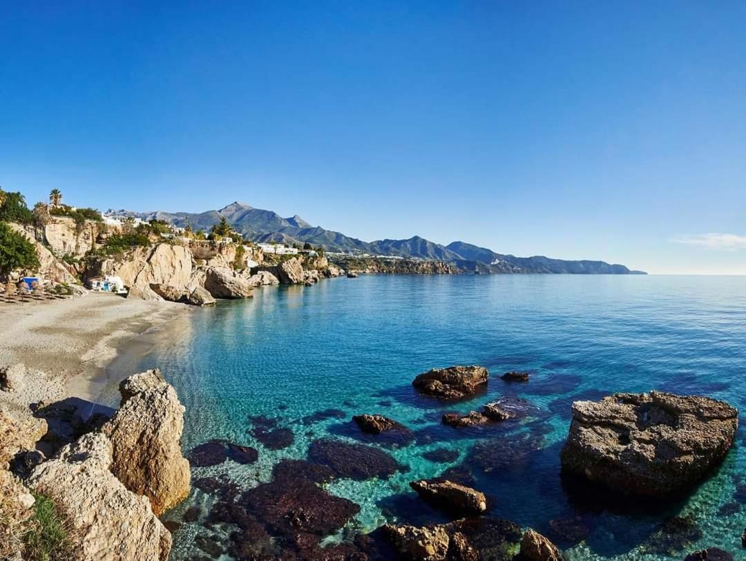 Atico En Mar De Nerja Apartment ภายนอก รูปภาพ